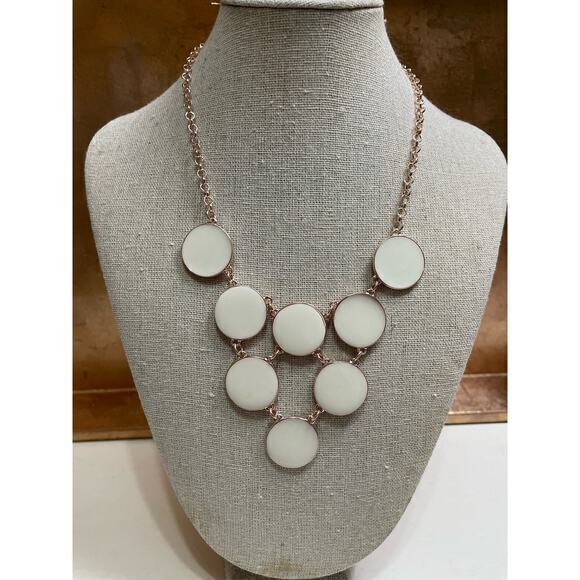 NWT Bay Studio Gold Tone Metal &‎ White Dot Enamel Choker Style Necklace - Picture 1 of 6